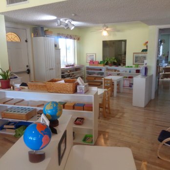 Aldea Montessori School