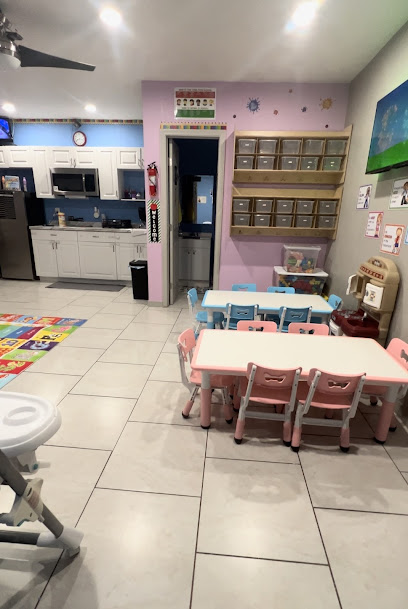De Leon Family Daycare LLC - Licensed Daycare in Lehigh Acres, FL