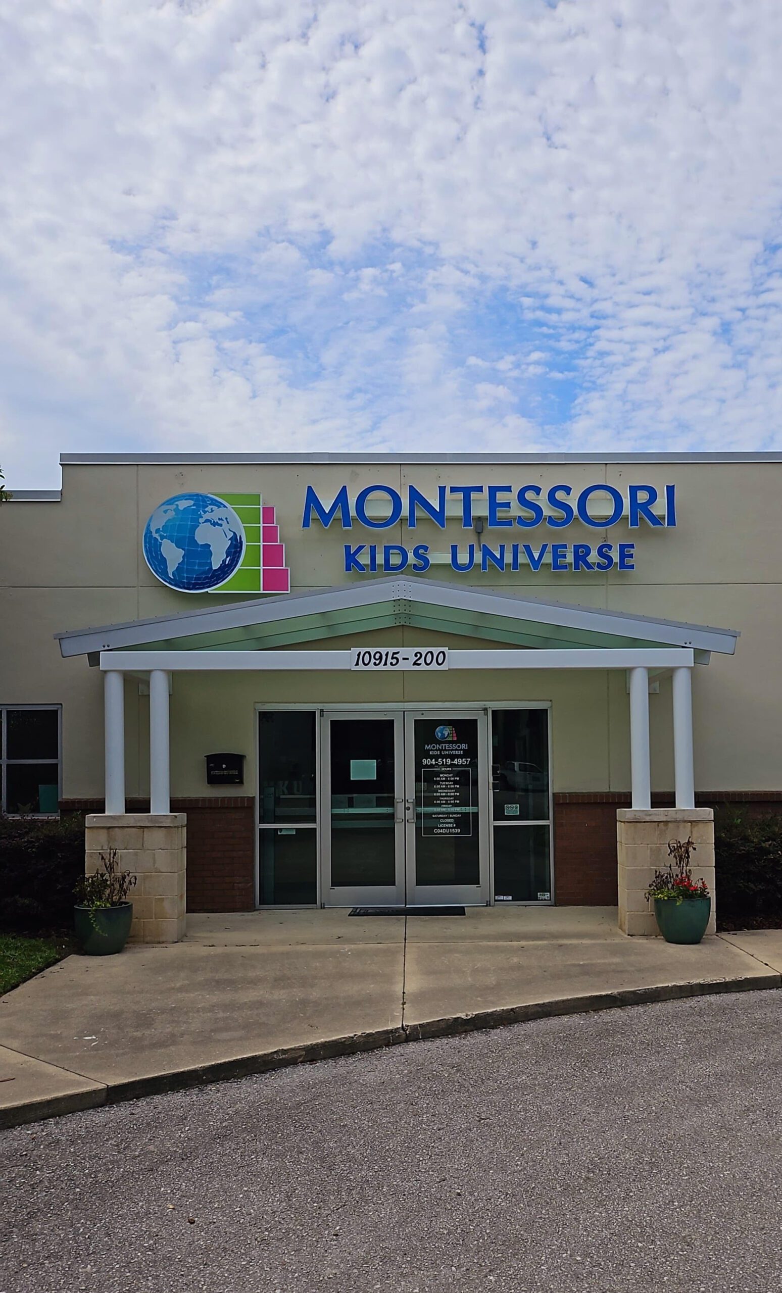Montessori Kids Universe