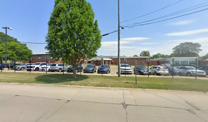 Howe Montessori School