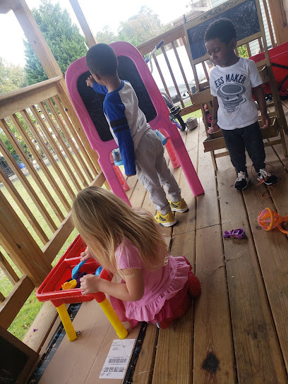 LITTLE EINSTEINS ACADEMY