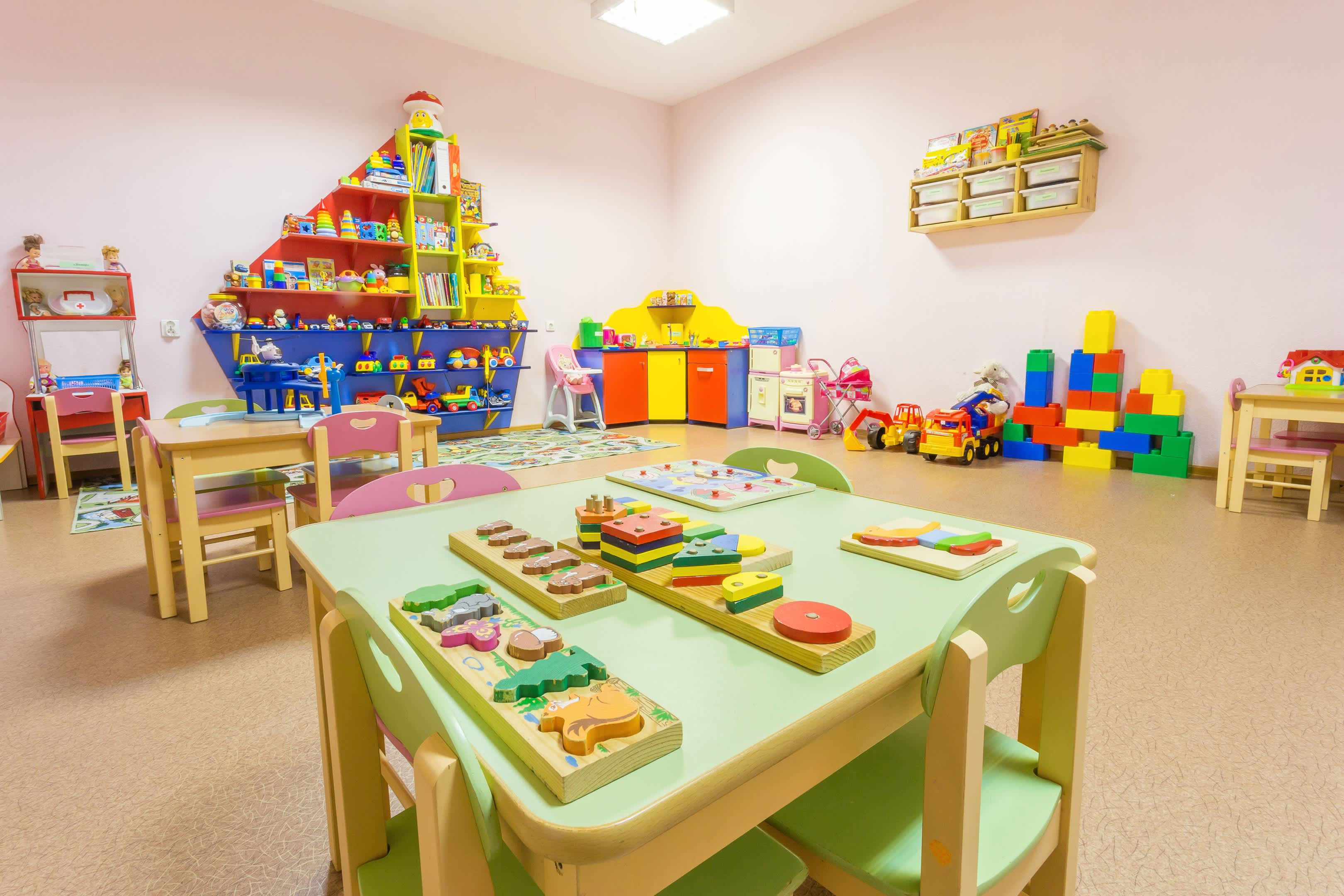 A TODDLER TECH UNIVERSITY