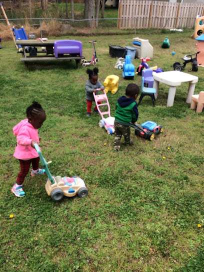 DEB'S HOME DAYCARE