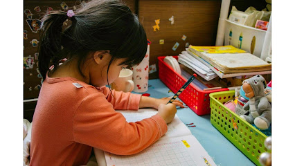 LITTLE MAKERS ACADEMY
