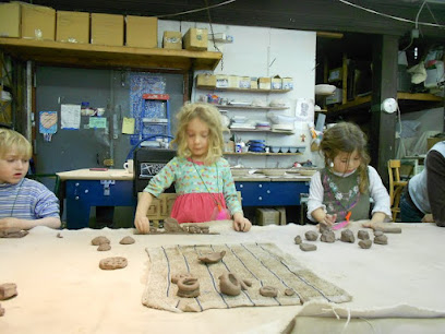 APPLE TREE LEARNING ACADEMY