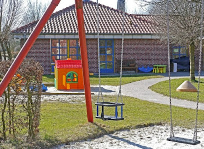 CREATIVE MINDS LEARNING ACADEMY
