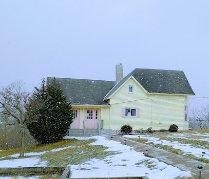 CREATIVE CORNER CHILD CARE AND LEARNING CENTER - Licensed Daycare in Jeannette, PA