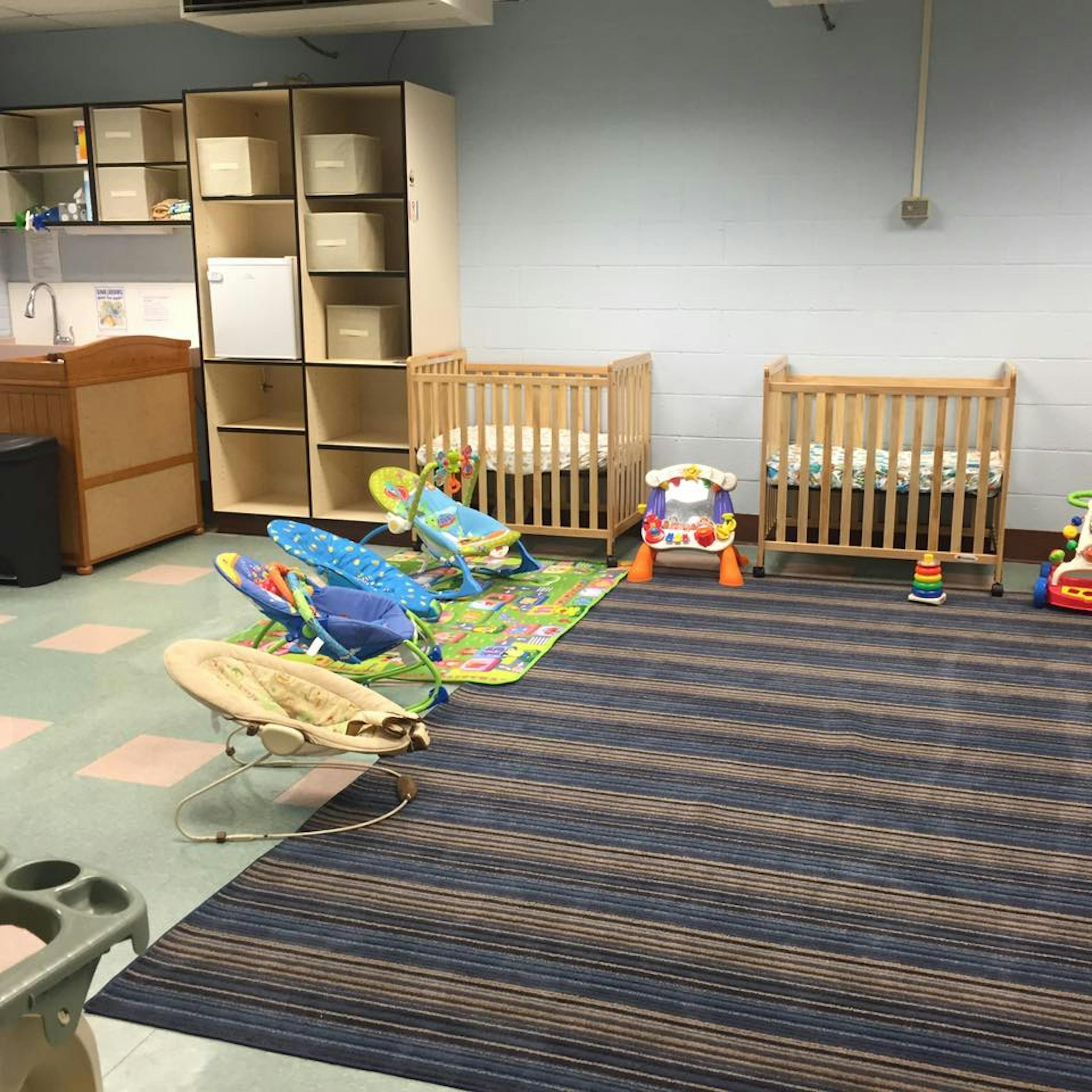 FREEPORT BUMBLE BEE LEARNING CENTER