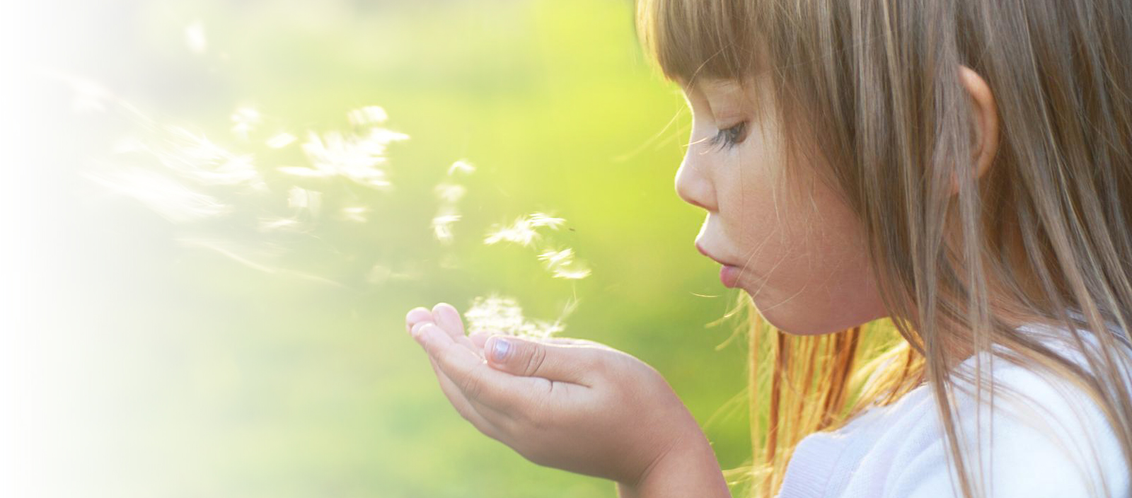 HAPPY MINDS MONTESSORI