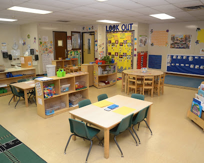 La Petite Academy