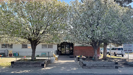 Buttons and Bows Early Learning Center