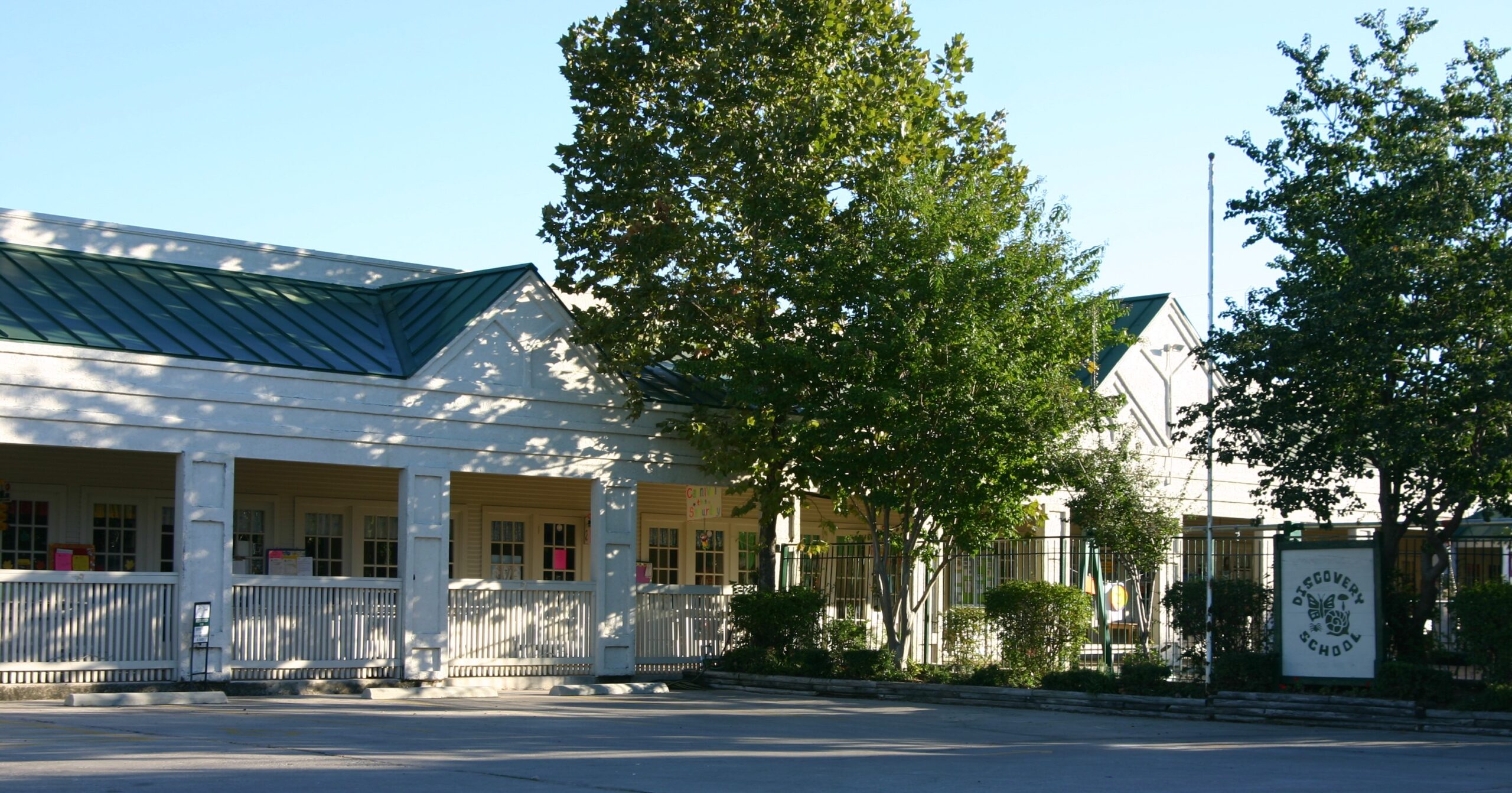 Discovery School