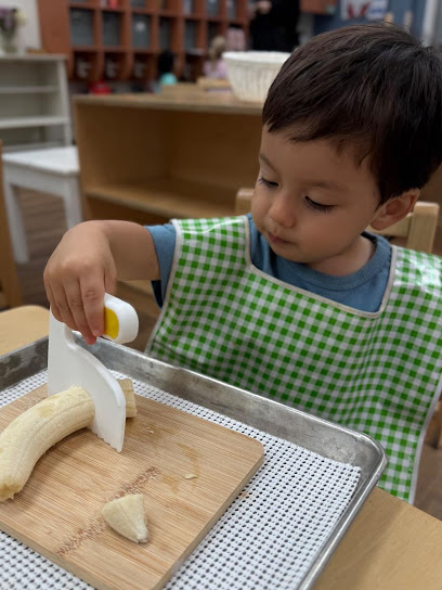 Guidepost Montessori at Galleria