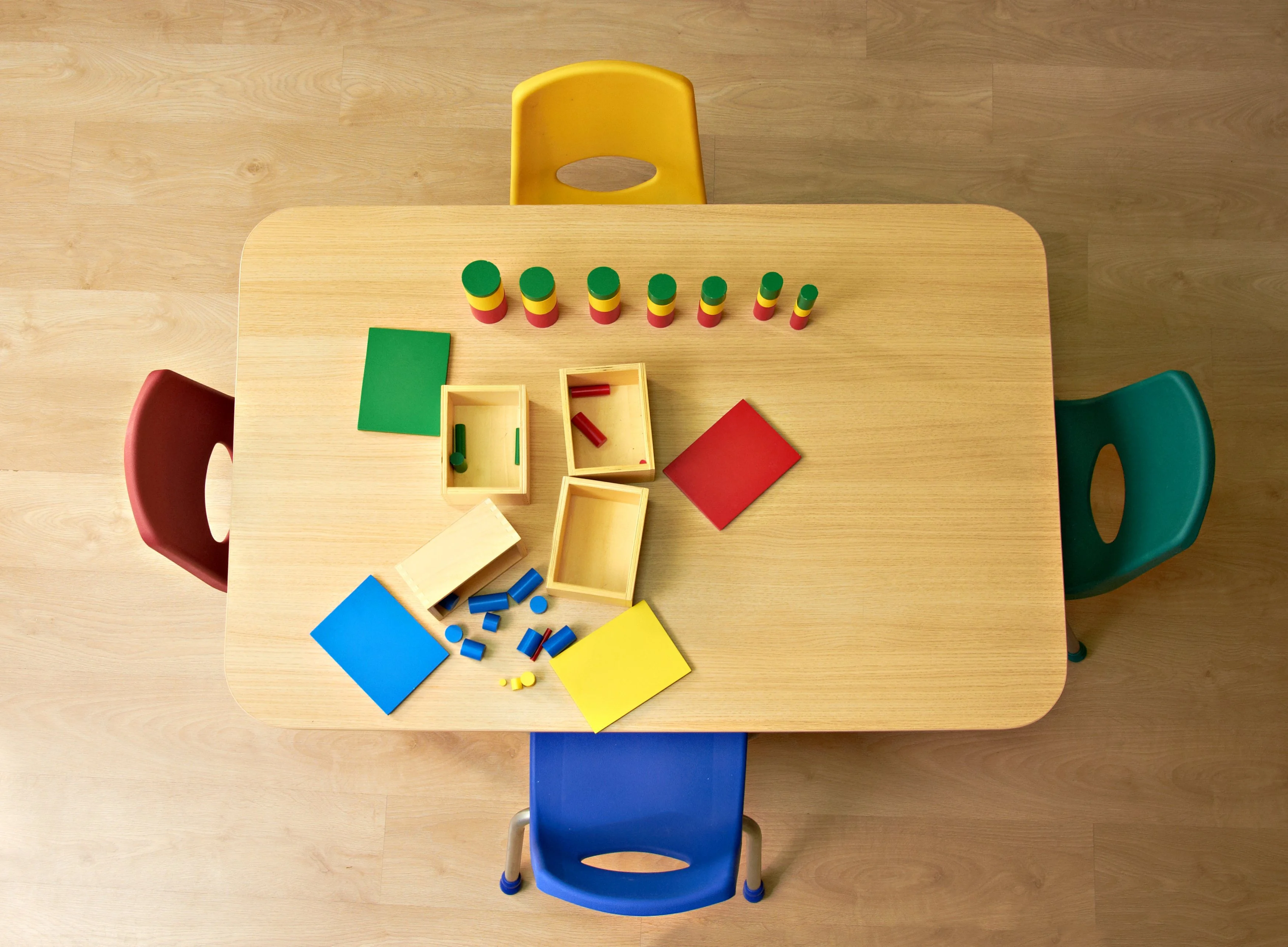 Robins Nest Montessori School
