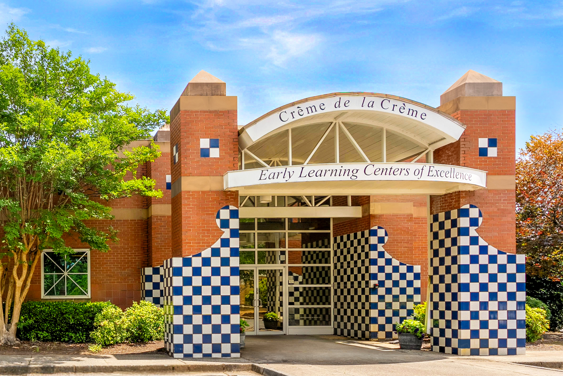 Creme de la Creme Sugarloaf - Licensed Daycare in Duluth, GA